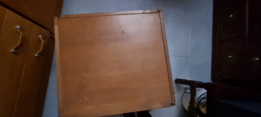 Mesa de centro em madeira