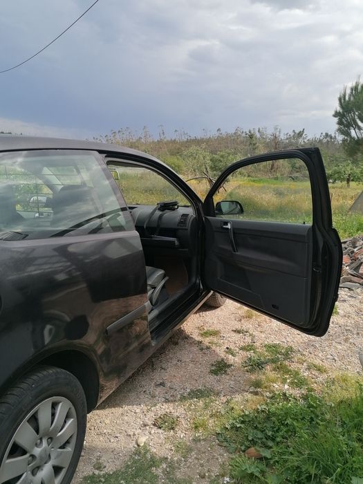 Carro venda-negociável