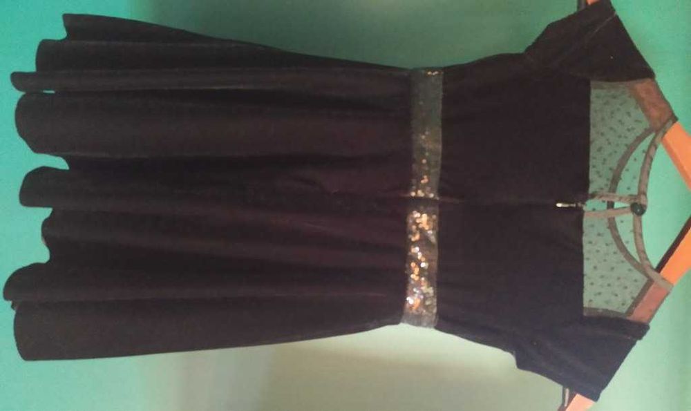 Нарядные платья плаття сукня 6-8л.