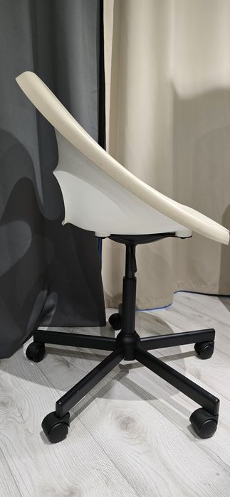 ІКЕА Поворотний стілець + подушка LOBERGET / MALSKÄR