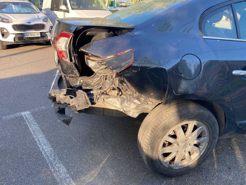 Renault Fluence 2010 Після ДТП