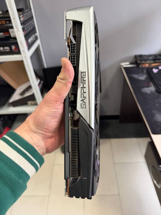 ТОП Відеокарта Sapphire Nitro+ RX 5700XT 8G GDDR6 KLAVAcomp