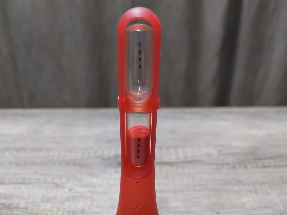 Zaparzacz do herbaty z klepsydrą + wyciskacz do cytrusów. NOWE