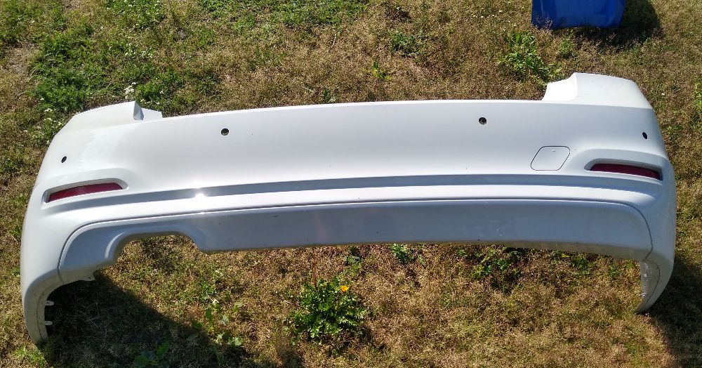 BMW 3 F30 LIFT Zderzak Tył Biały podwójny wydech