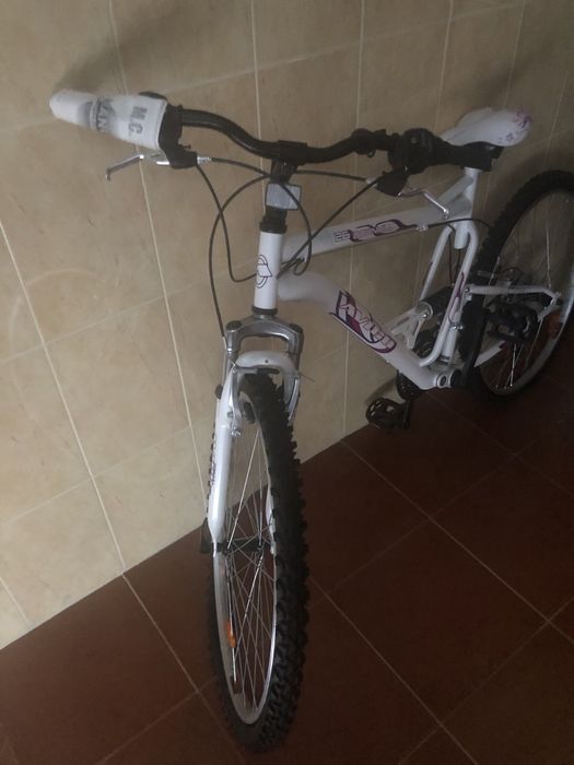 Bicicleta Avigo Downhill