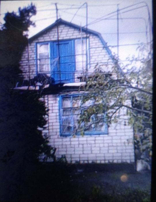 Продам двухэтажный дом для дачи