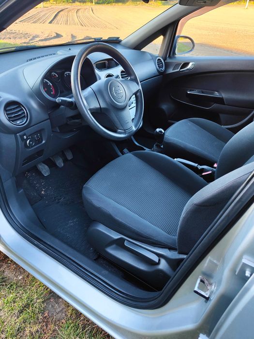 Opel Corsa B+G