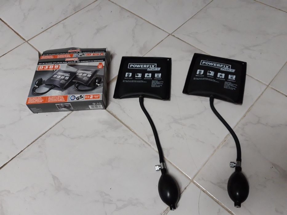 Almofadas montagem de portas
Marca powerfix profi
Modelo HG02796

Novas, nunca foram usadas.