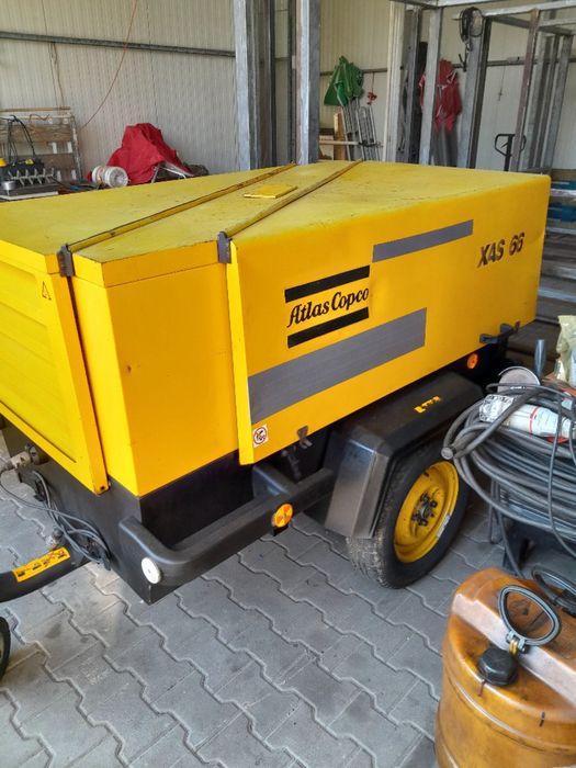 Kompresor srubowy Atlas Copco Xas66 jak Nowy