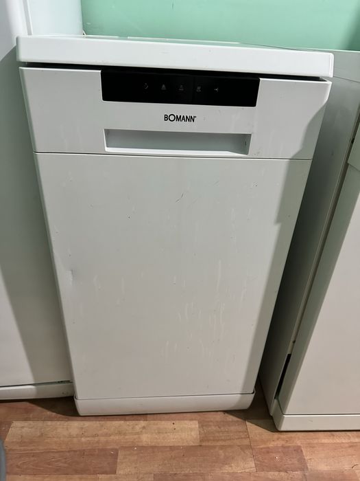 Посудомийна машина Miele