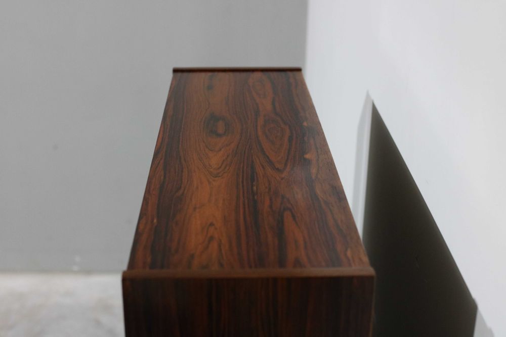 Estante nórdica em pau santo | Mid Century Modern