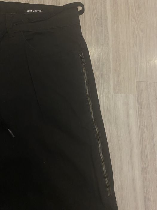 spodnie jeansowe czarne jeansy skin cropped bershka  38