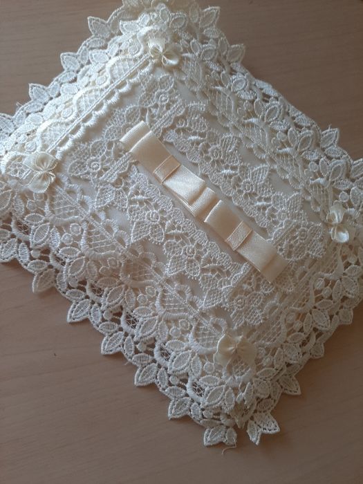 Продам подушечку для обручальных колец