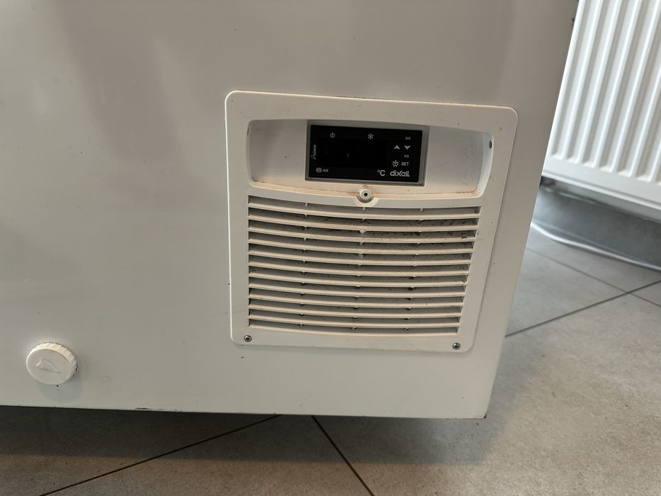 Konserwator do lodów