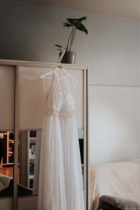 Suknia ślubna biała rozmiar 40/42