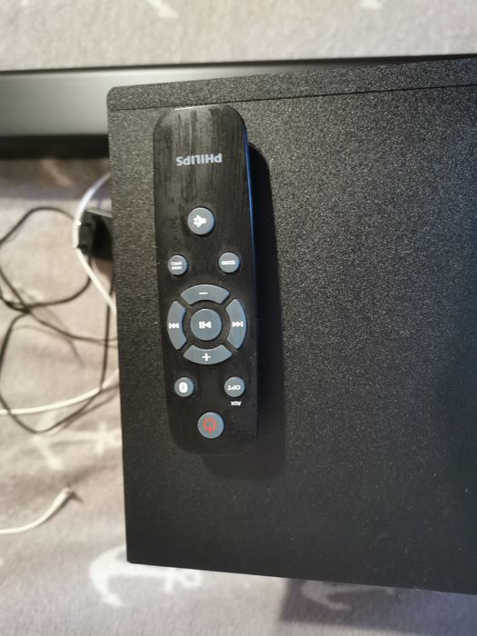 Саундбар Philips з сабвуфером