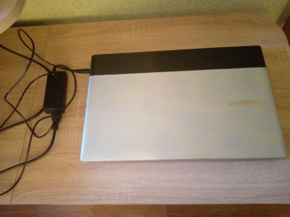 Ноутбук Samsung RV720 hdd500gb oзу4gb плюс сумка