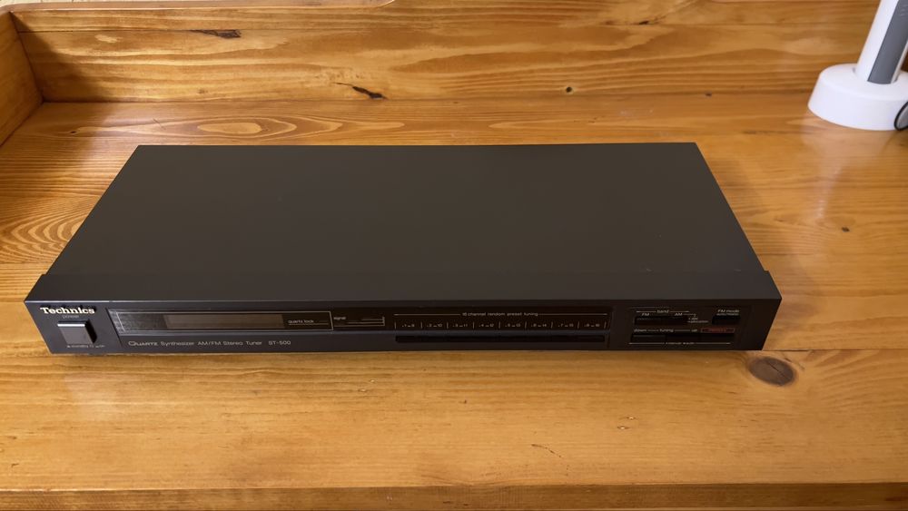 Продам радио тюнер Tecхnics ST-500