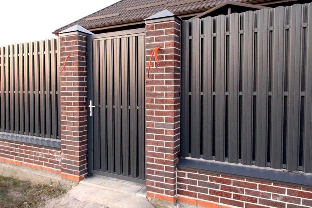 Калитки, ворота відкотні та розпашні – виготовлення та монтаж