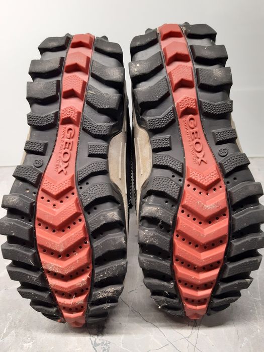 Buty Geox rozmiar 33 wkładka 22cm zimowe chłopięce dziecięce  ciepłe