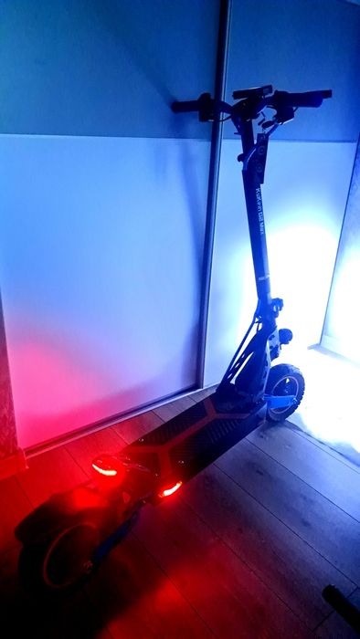 Продам Куго г2 макс кастом в синій