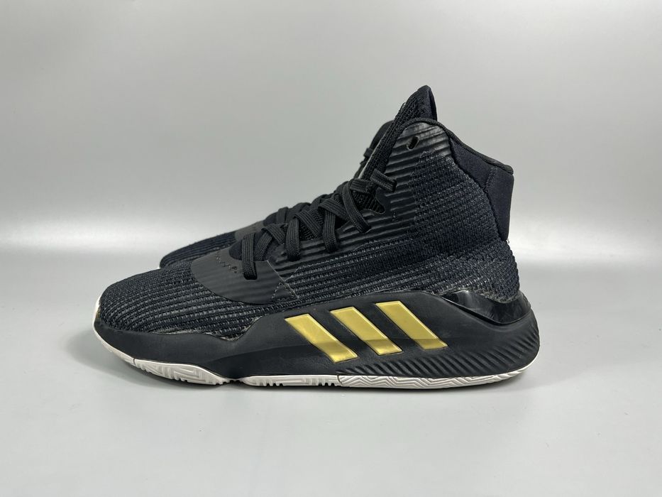 Кросівки Adidas Pro Bounce Basketball 39 розмір (по стельке 25 см)