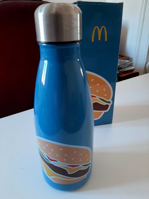 Garrafa NOVA reutilizável em aço inoxidável de 550 ml da Mc Donald's