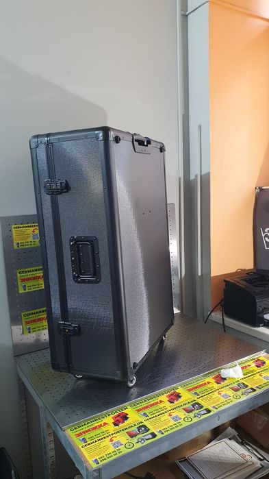 Металевий кейс для зброї, дрона, обладнання 54х81х26