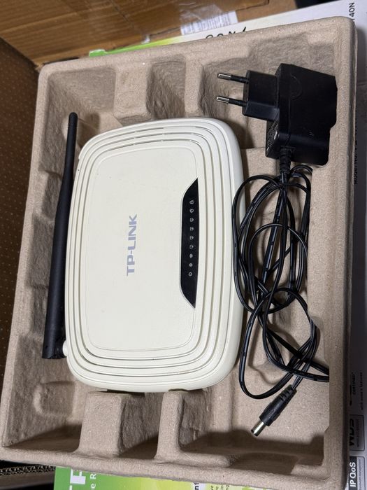 Wi-Fi роутер TP-Link TL-WR740N, 150 Mbps, 2.4 GHz