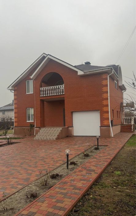 Будинок в с Мрія 180 м на 12 сотках