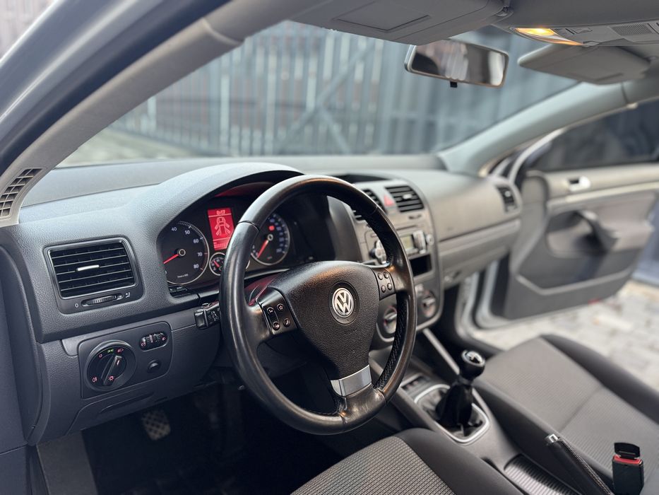 Volkswagen Golf V-2009 р.в