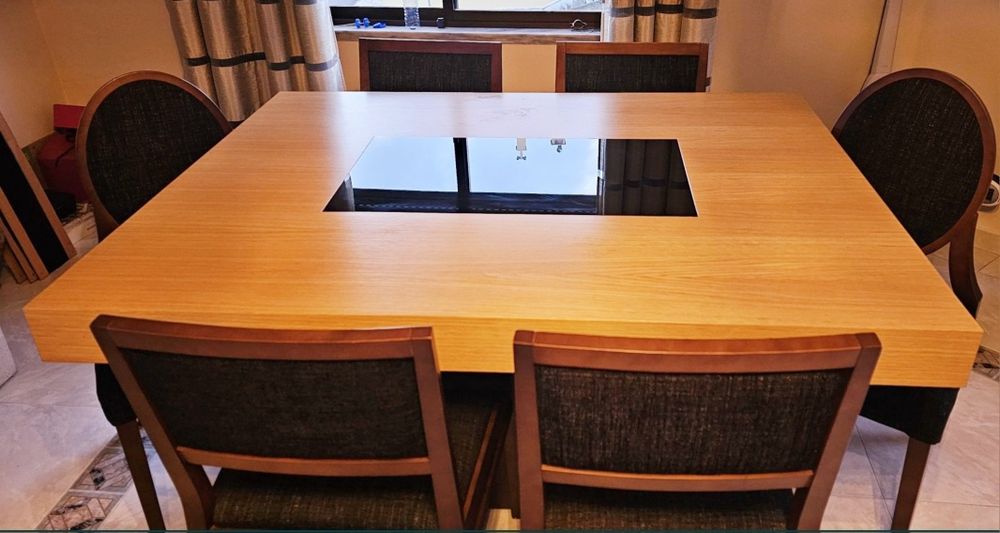 Mesa sala jantar e 6 cadeiras carvalho e wengue nova