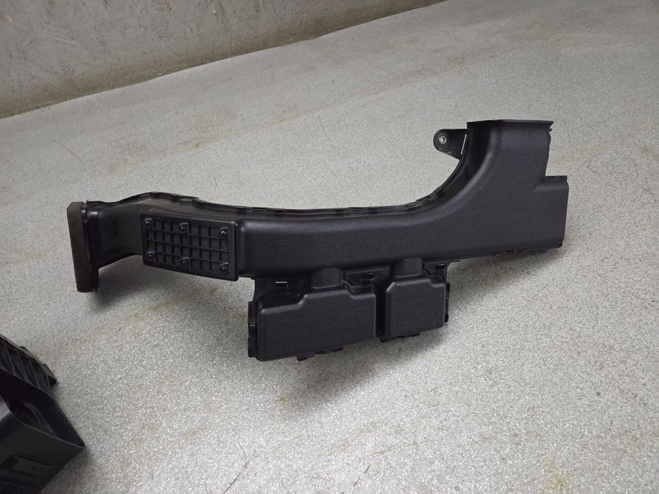 Корпус повітряного фільтру Toyota Rav4 XA50 розборка 2018 - 2025