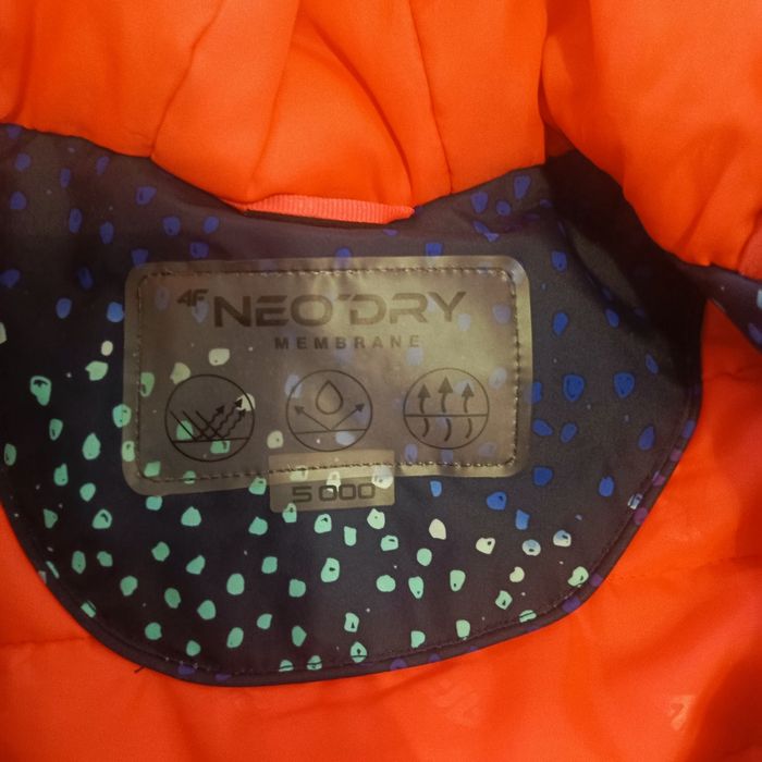 Kurtka i spodnie 4f  na narty 122