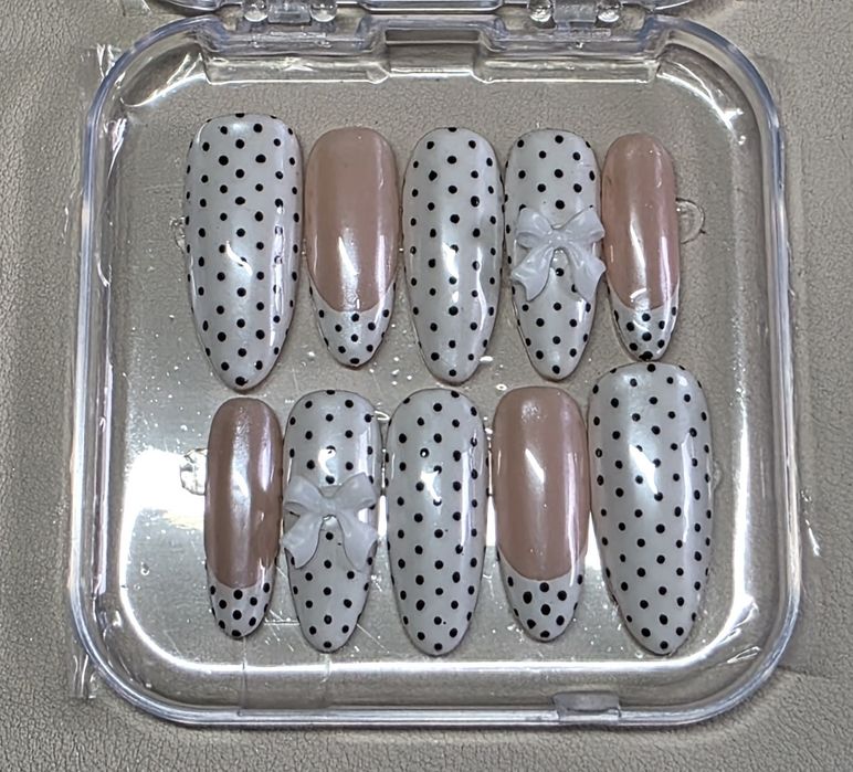 Press on nails handmade