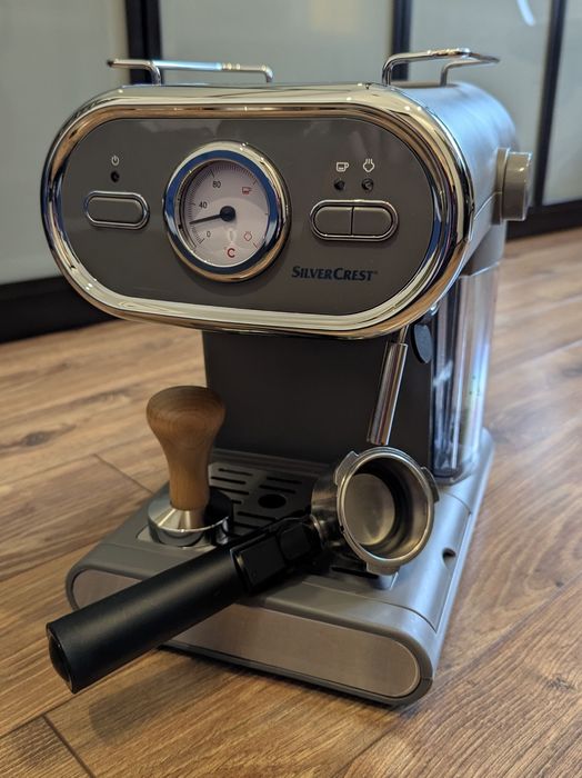 Kolbowy ekspres do kawy Silvercrest