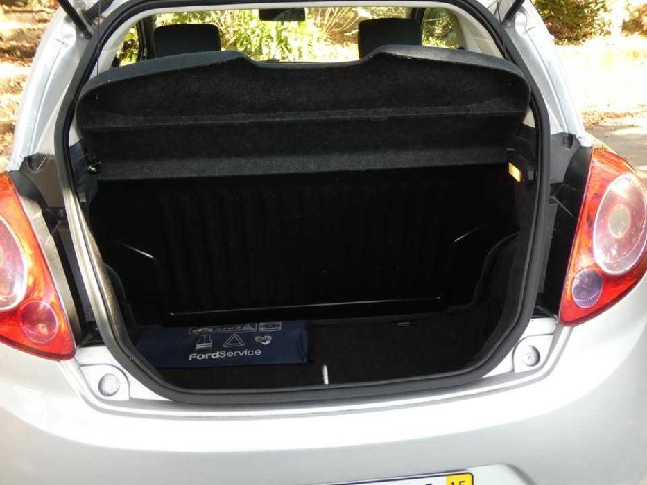 Vendo viatura Ford KA 1,25 Ano 2015, Bom estado geral, c/ac 3 Portas  Preço 5.000€
