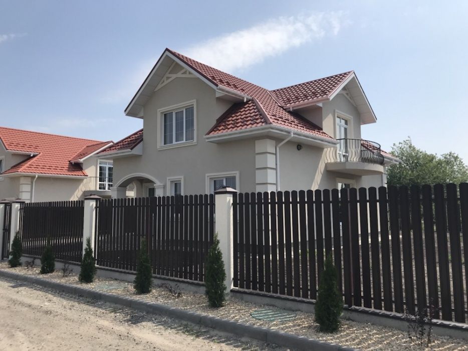 Котеджний Комплекс " Зарічний Гай"