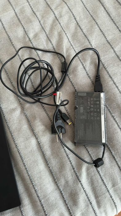 ThinkPad X1 Extreme Gen 4 Carbon Fiber 32GB RTX3050Ti i7-11850H 1TB