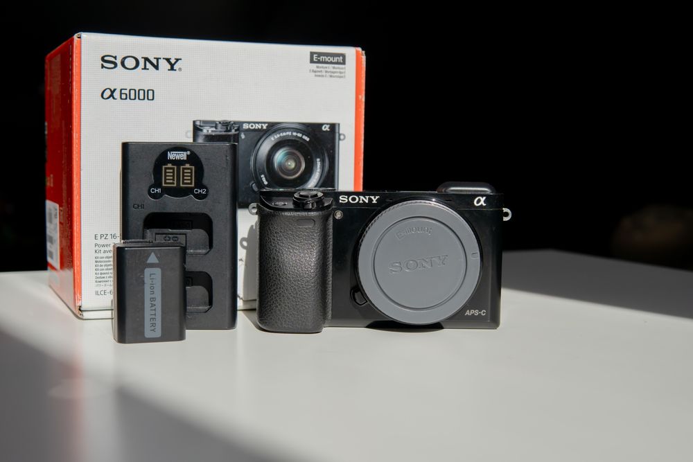 Sony a6000 | Niski przebieg 32k! | Box + 2x Aku New