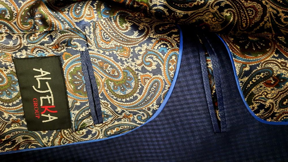 Piękny garnitur męski