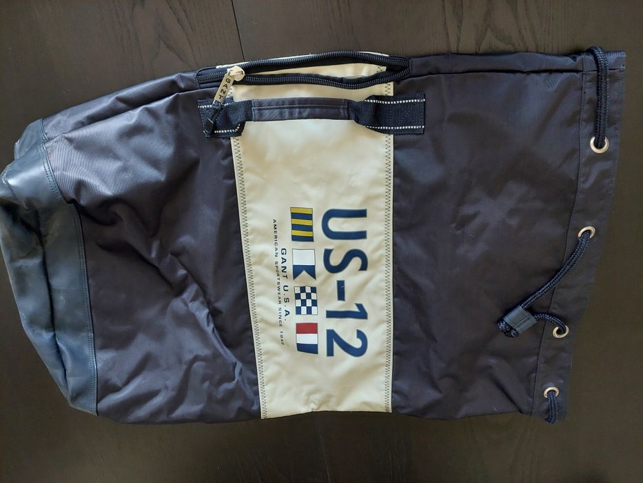 Mochila GANT grande capacidade