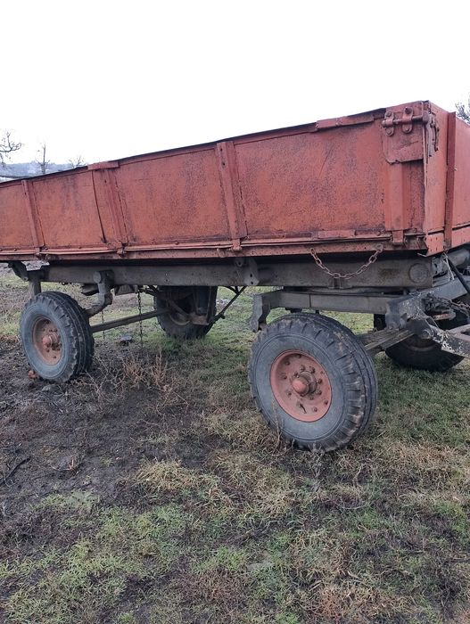 Причіп для трактора