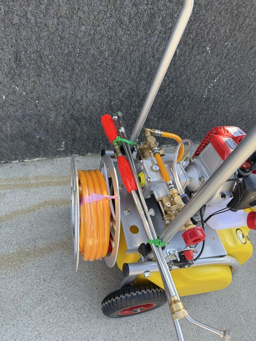Pulverizador carrinho  30 litros