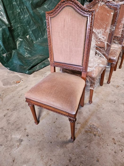 Conjunto de cadeiras de madeira antigas (8)