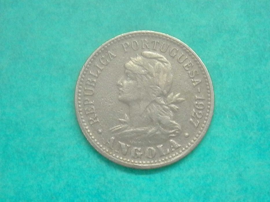 612 - Angola: IIII Macutas 1927 alpaca, for EUR 5.00