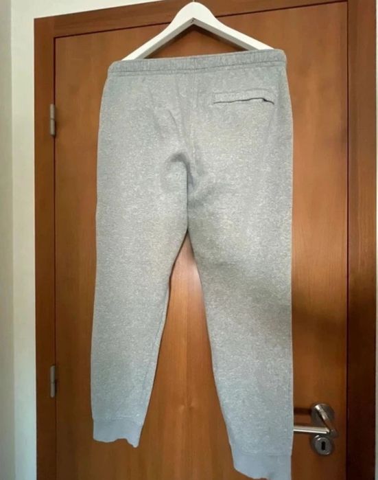 Calças jogger Nike cinzentas