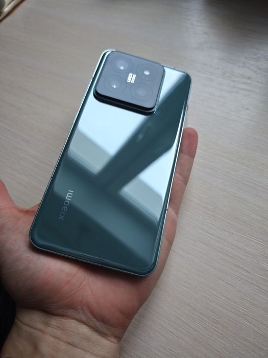 Телефон Xiaomi 14 pro 512gb