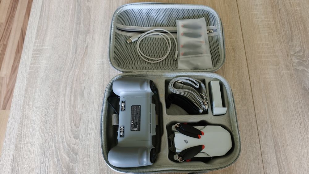 Dron Potensic Atom 2 + etui podróżne