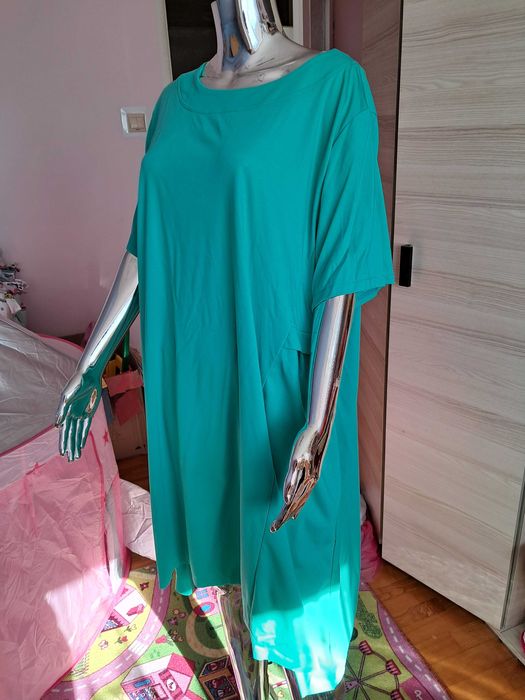 Sukienka damska z krótkim rękawem